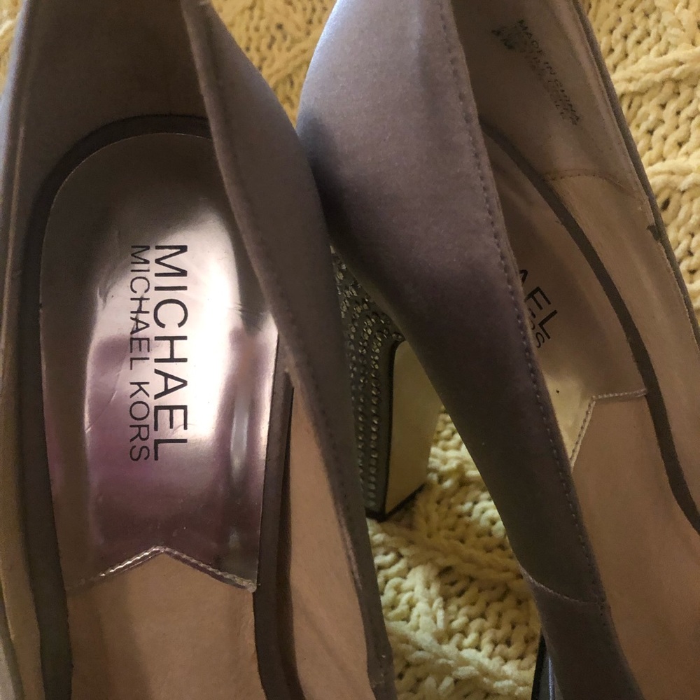 Satin & Rhinestone Ready - Picture 4 of 11